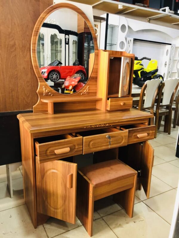 Coiffeuse marron