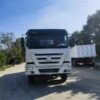 CAMION BENNE 10 roues HOWO 6*4 10 roues – Image 2