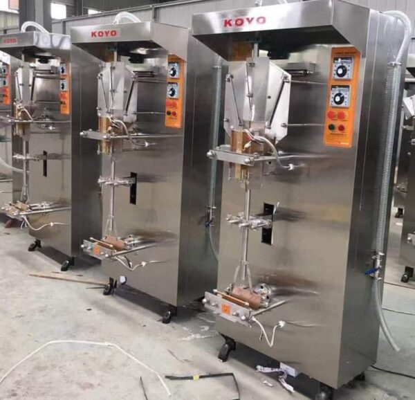 Machine KOYO à fabrication d'eau en sachet – Image 3