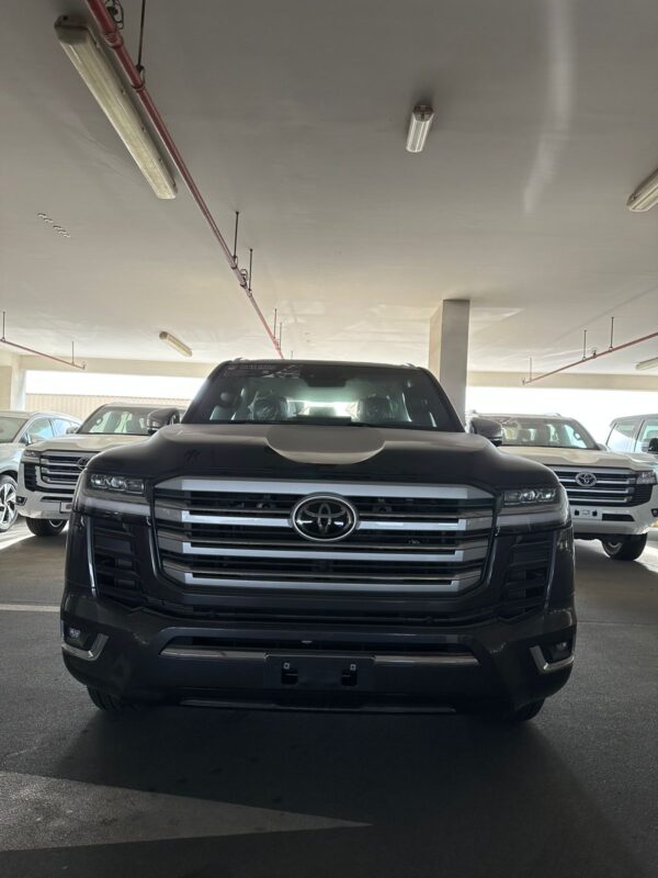 2022 TOYOTA LAND CRUISER – Image 2