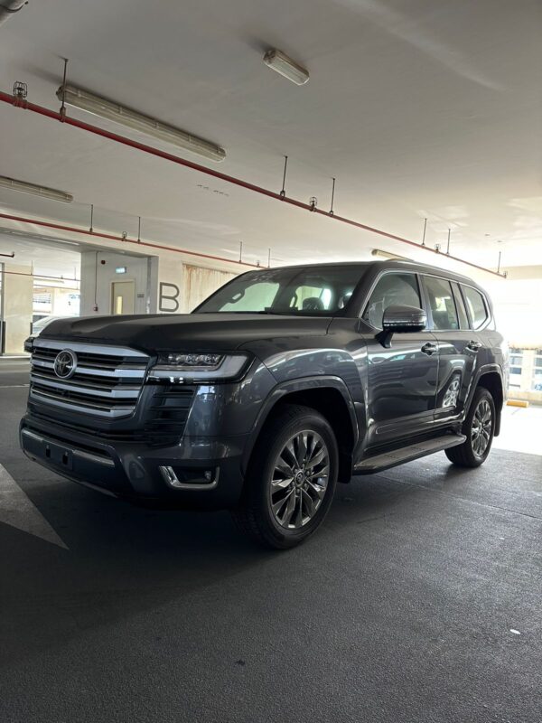 2022 TOYOTA LAND CRUISER – Image 3