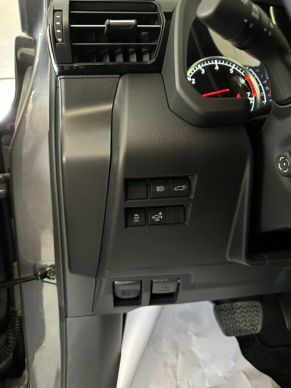 2022 TOYOTA LAND CRUISER – Image 14